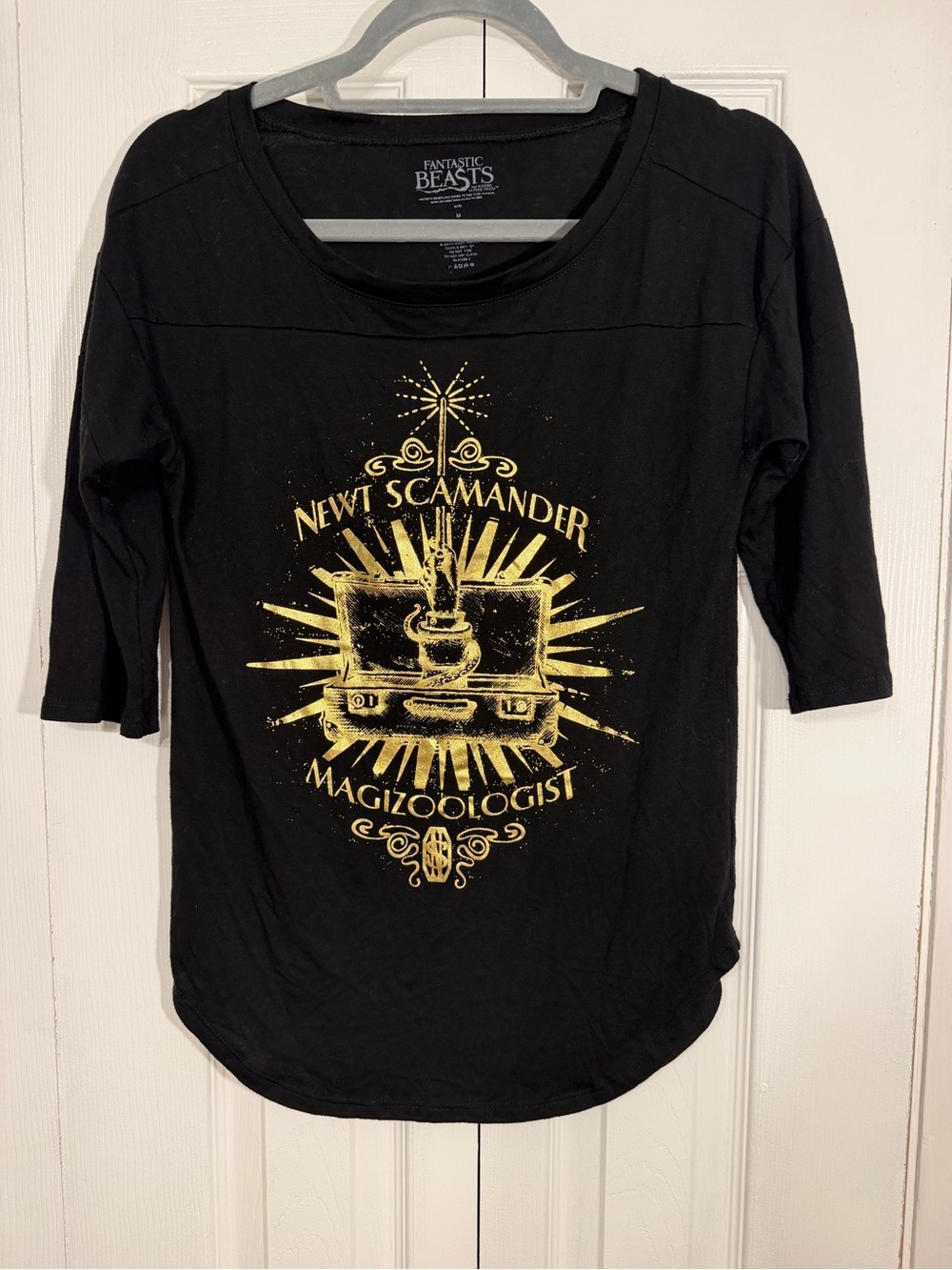 Fantastic Beasts Newt Scamander Graphic Top Medium Black